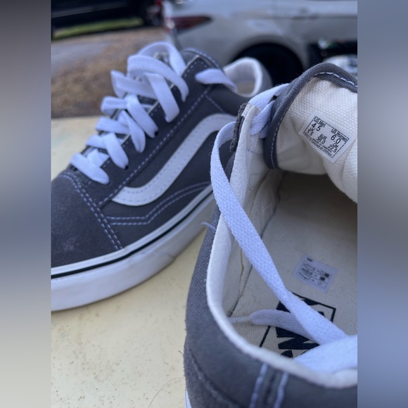 Vans big kids size 4.5 - Picture 5 of 6